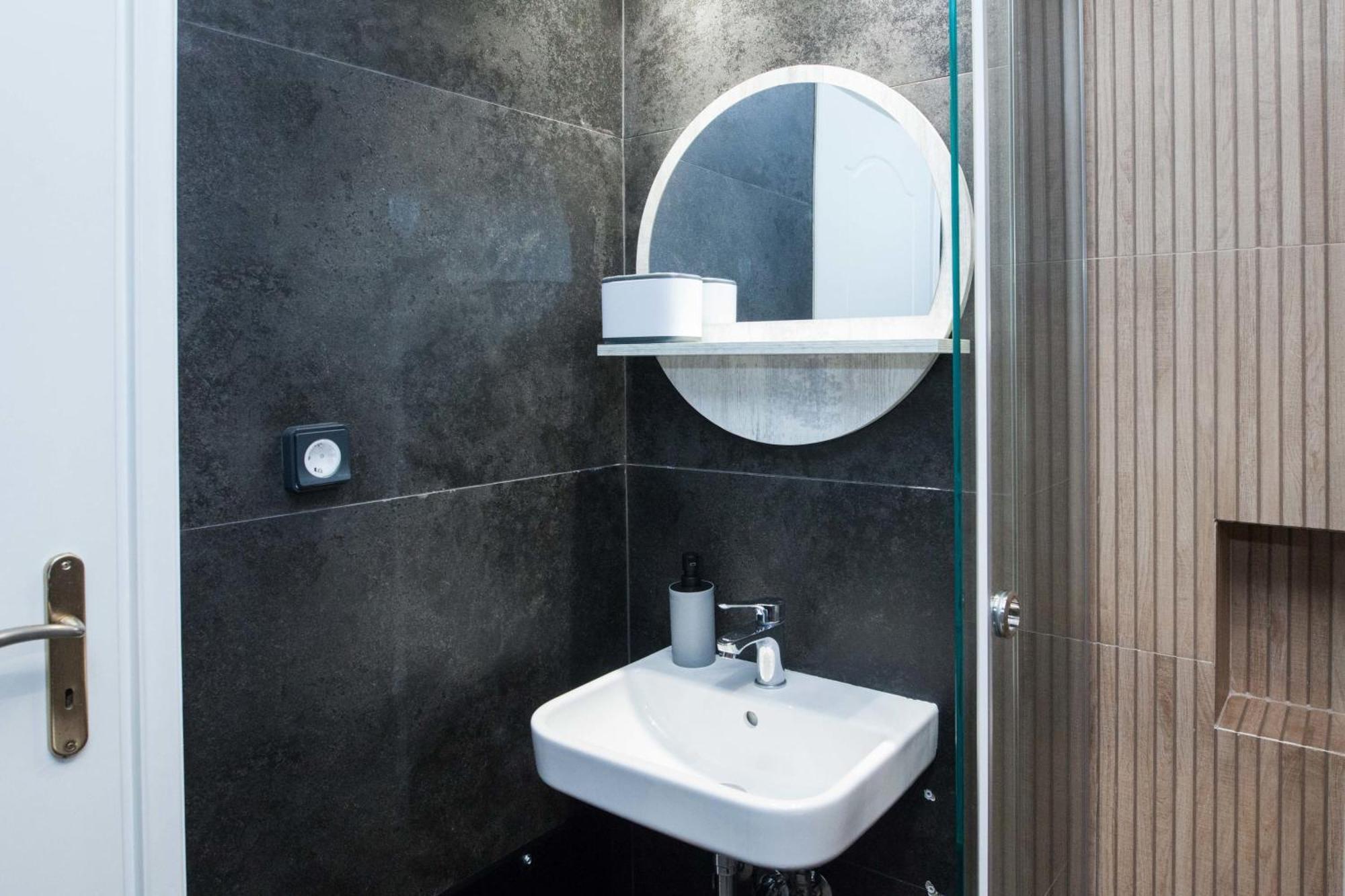 Petralona Gem Hotel-Style Studio With Balcony Афіни Екстер'єр фото